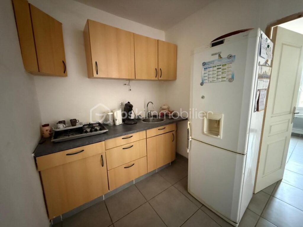 Immeuble en pierres – cœur de village – fort potentiel d’investissement – 6 pièces – NR chambres – 120 m²