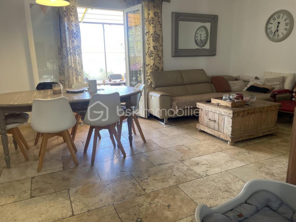 Superbe villa tout confort – 4 pièces – 3 chambres – 108 m²