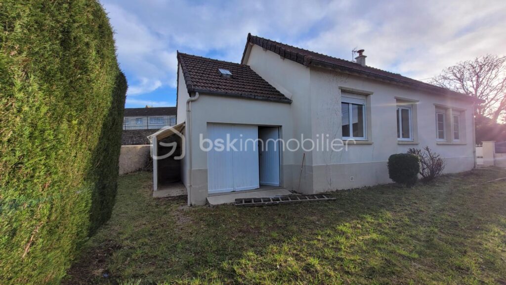 Maison de plain pied à Tourlaville – 4 pièces – 3 chambres – 69 m²