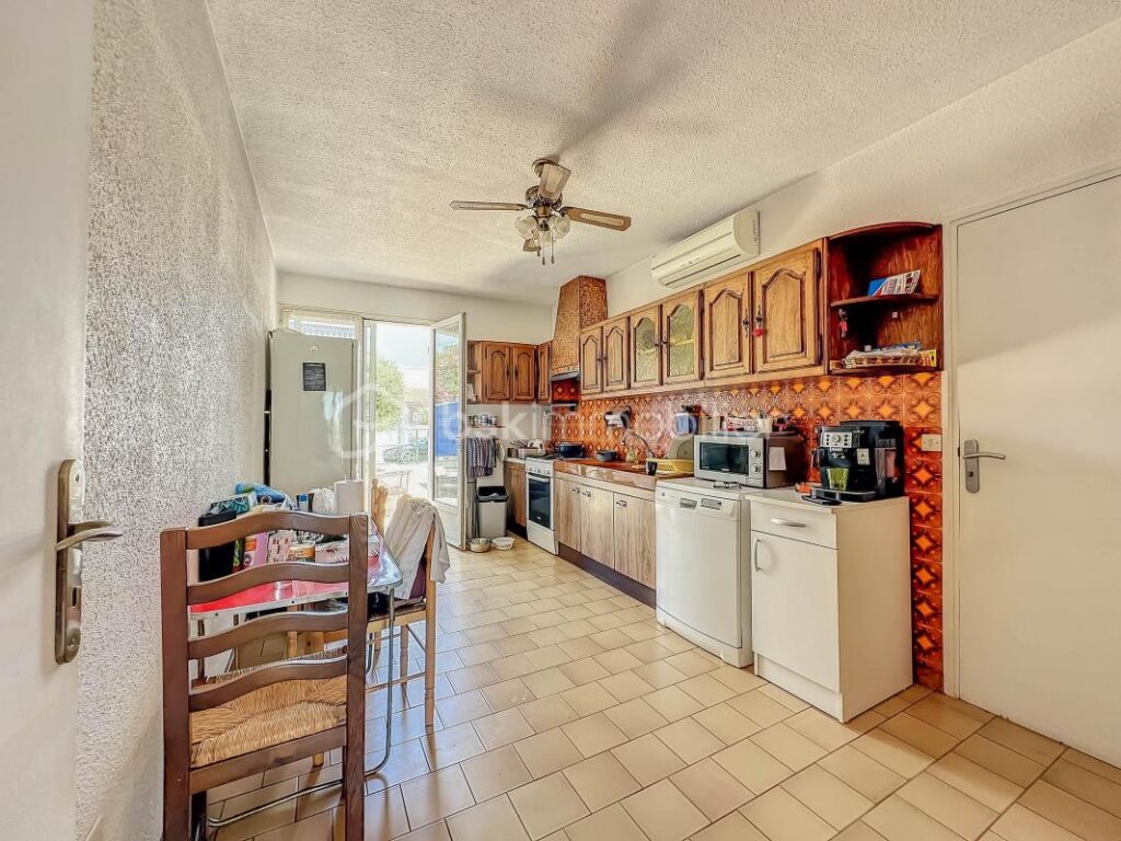 *** VILLA T6 DE 120m2 SUR TERRAIN DE 600M2 AVEC GARAGE À PALAVAS *** – 6 pièces – 5 chambres – 120 m²