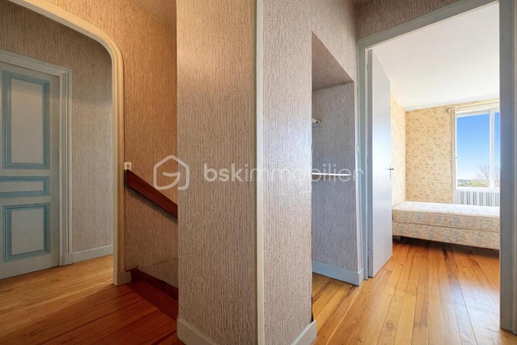 Maison ancienne de caractère – fort potentiel – vue dégagée – 5 pièces – 4 chambres – 104 m²