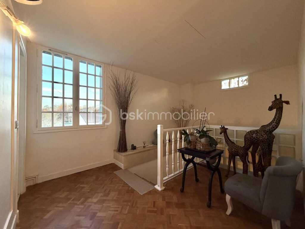 Maison contemporaine à l’architecture cubique – Vue dégagée sur la vallée – 6 pièces – 4 chambres – 149 m²