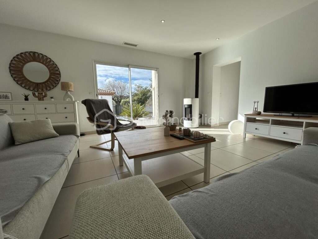 Villa de charme avec piscine – 4 Pièces 138 m² – 4 pièces – 3 chambres – 138 m²