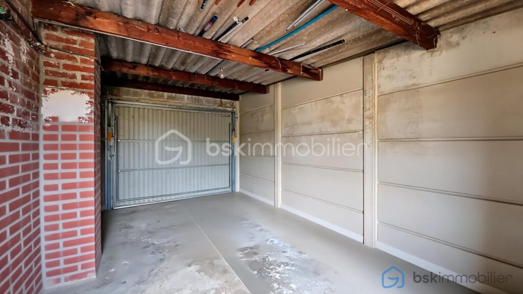 Maison semi-individuelle 4 chambres jardin garage – 6 pièces – 4 chambres – 100 m²