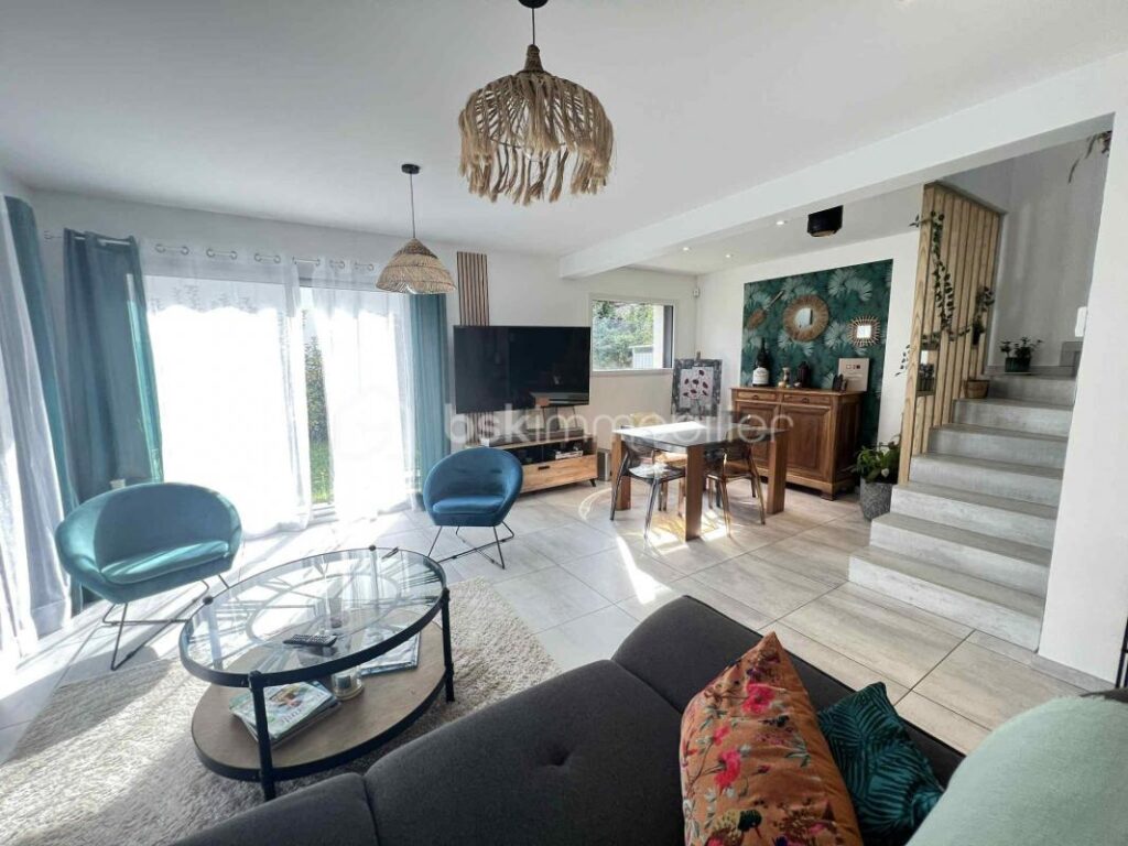 RARE SUR LE MARCHÉ-MAISON CONTEMPORAINE DE 133 M² – 5 pièces – 4 chambres – 133 m²