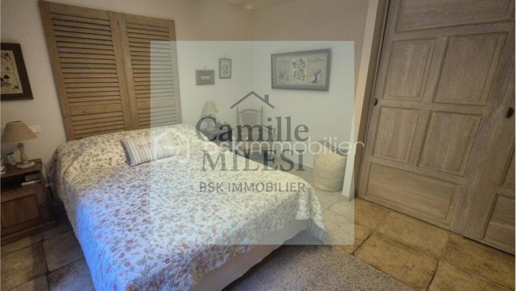 Maison de charme 120 m² – Vue exceptionnelle – Piscine à débordement – Terrain de 3081 m² – 5 pièces – 3 chambres – 120 m²