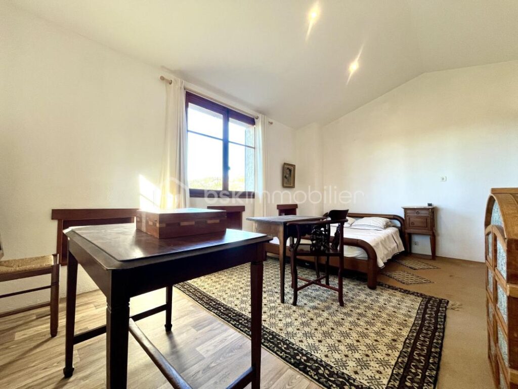 Villa 85 m² sur terrain de 4 200 m² – Callian (Var Est -83440) – Vue village – 3 pièces – 2 chambres – 85 m²