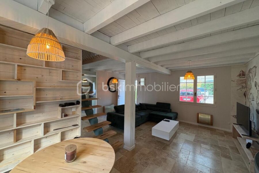 Maison à vendre à Lacommande
