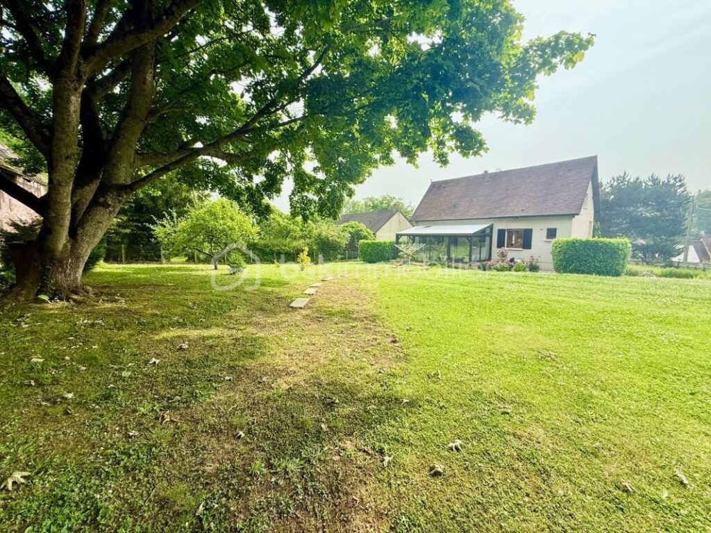 Maison 4 Chambres sur Sous-Sol total – 6 pièces – 4 chambres – 121 m²