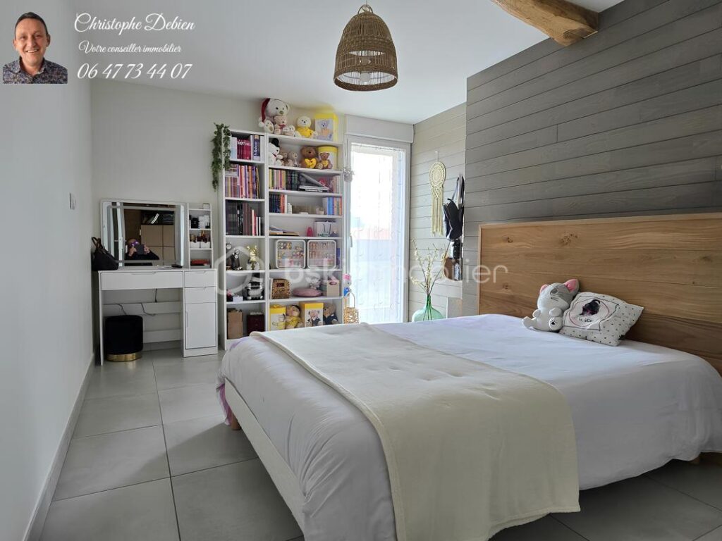 GRANGE RÉNOVÉE DE 231 M² AU CŒUR DE LA NATURE – CHARME DE L’AUTHENTIQUE, CONFORT MODERNE, À 5 MIN DE L’AUTOROUTE A83-A87 / SAINTE-FLORENCE – 10 pièces – 4 chambres – 231 m²