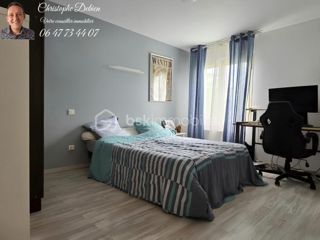 MAISON FAMILIALE DE PLAIN-PIED AVEC SOUS-SOL AMÉNAGÉ, 4 CHAMBRES ET GRAND JARDIN AU CALME – CHAVAGNES-EN-PAILLERS – 7 pièces – 4 chambres – 207 m²