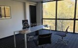 Immeuble de bureaux sur 3 niveaux avec appartement indépendant, opportunité d’investissement rare – 10 pièces – NR chambres – 270 m²