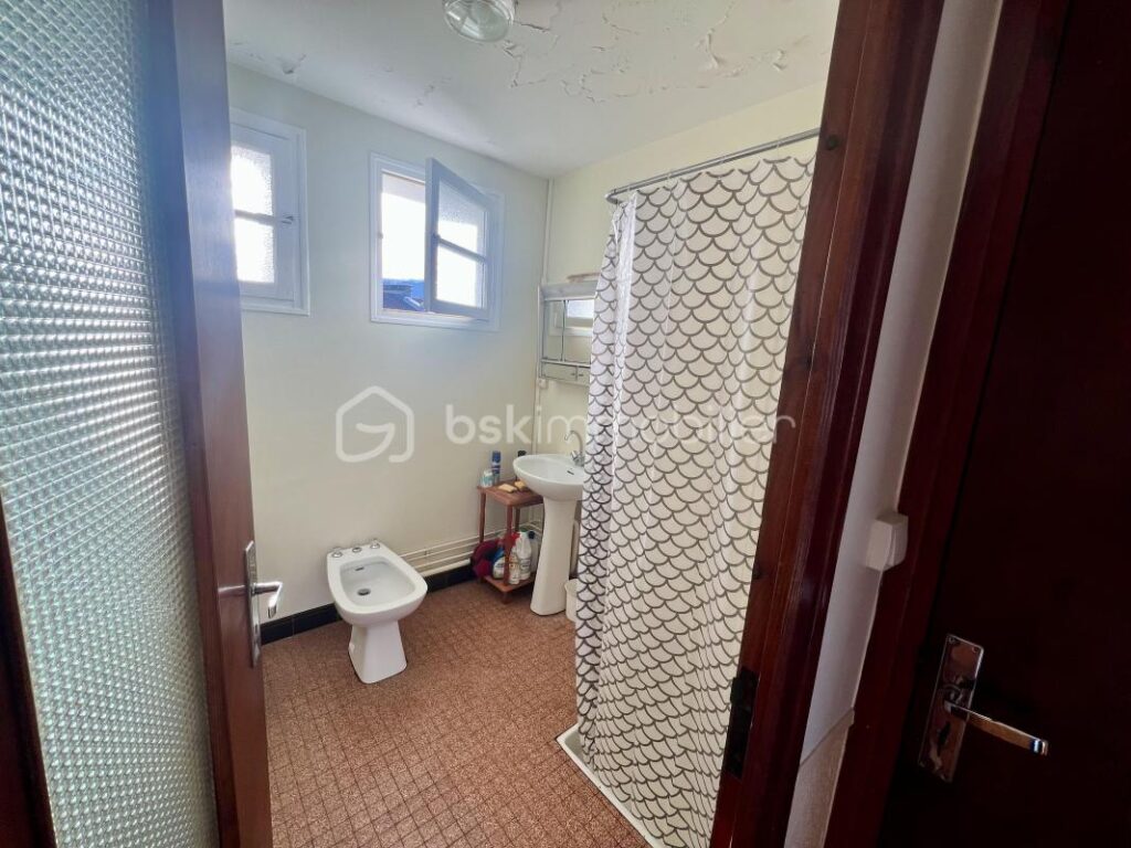 A saisir coquette petite maison – 5 pièces – 3 chambres – 80 m²