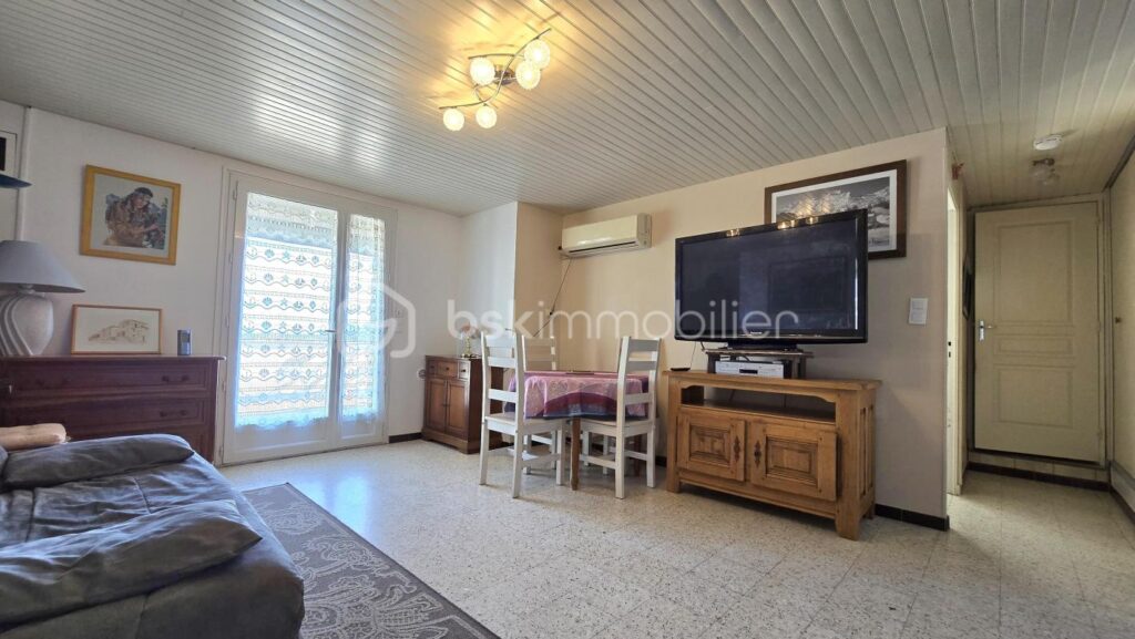 Maison + logement indépendant avec vue exceptionnelle, piscine et garage – 7 pièces – 5 chambres – 140 m²