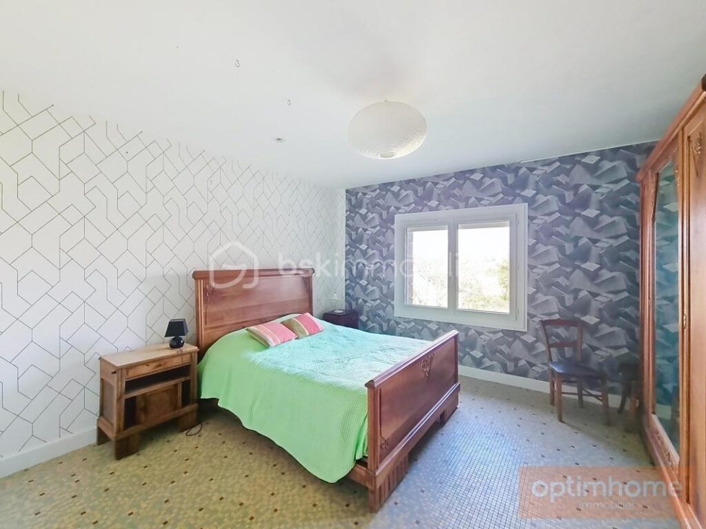 Maison de campagne en pierre – 6 pièces – 3 chambres – 112 m²