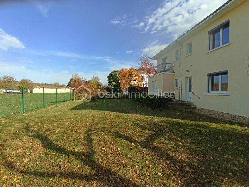 🏡 Exclusivité : Maison Familiale Spacieuse avec Rénovations Modernes – Calme Absolu & Proximité Pombonne/Centre-Ville ! – 6 pièces – 5 chambres – 152 m²