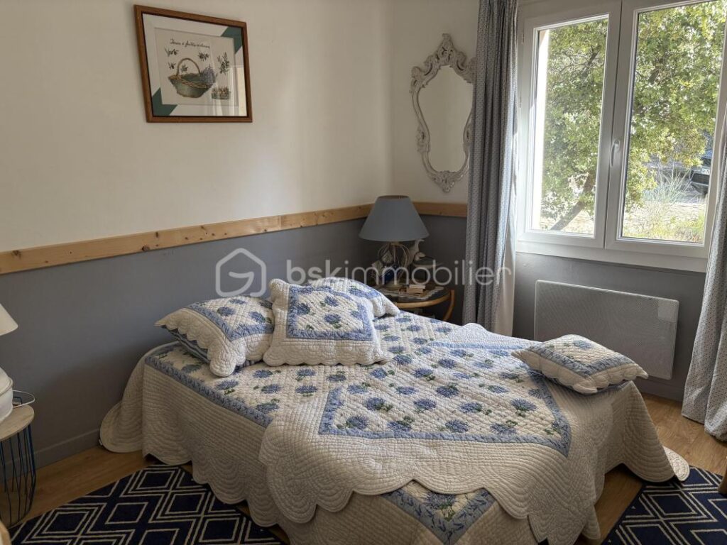 Maison traditionnel (4 Chambres) sur les hauteurs de la pinède – 5 pièces – 4 chambres – 170 m²