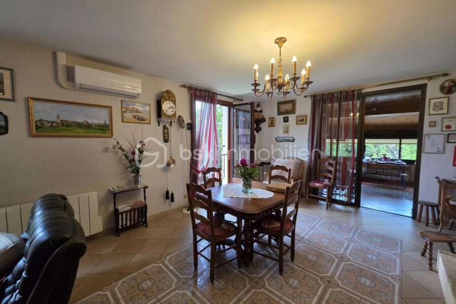 Maison à vendre à Sainte colombe en bruilhois