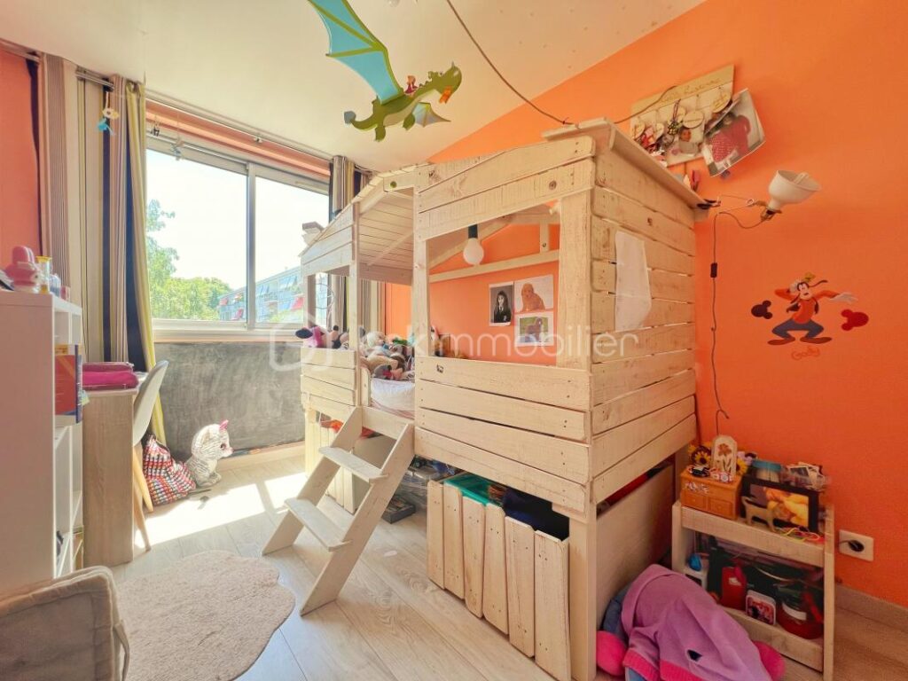 Marly-le-Roi, Résidence Les Grandes Terres – Appartement 5 pièces – 81,20 m² – Traversant Nord/Sud – Vue sur parc – 5 pièces – 3 chambres – 81 m²