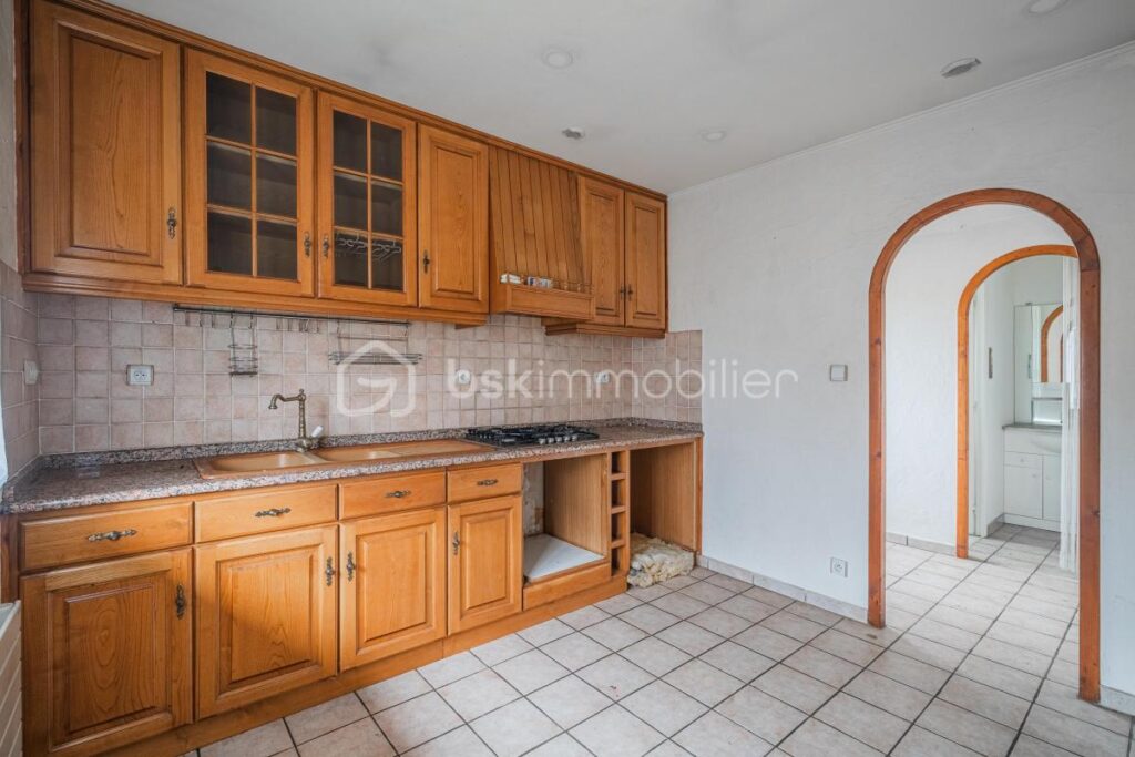 Maison à fort potentiel – Vif (38450) – 4 pièces – 3 chambres – 123 m²