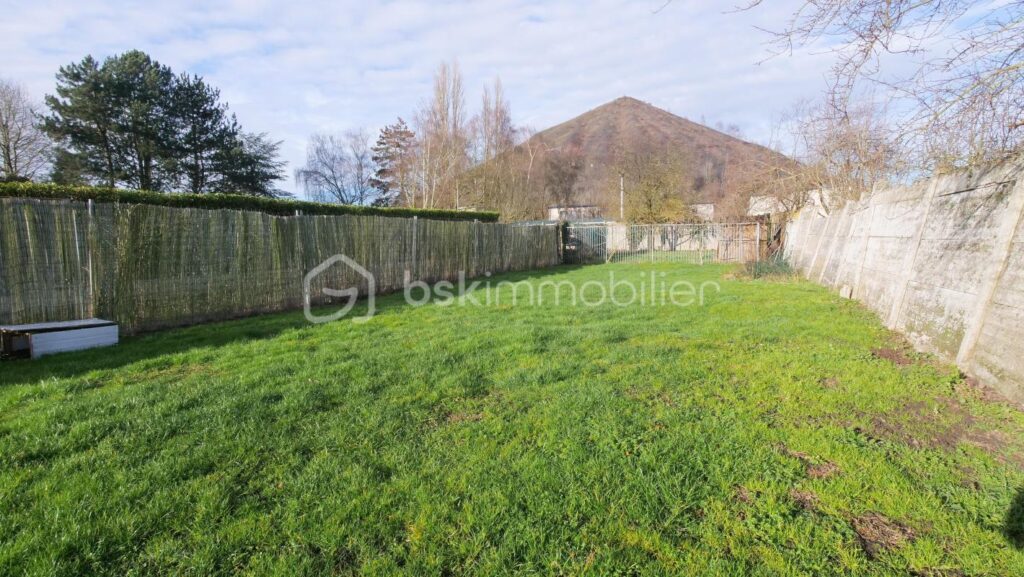 ✨ MAISON FAMILIALE D’EXCEPTION – 220 m² – JARDIN – GARAGE – AUCUN TRAVAUX ✨ – 7 pièces – 5 chambres – 220 m²