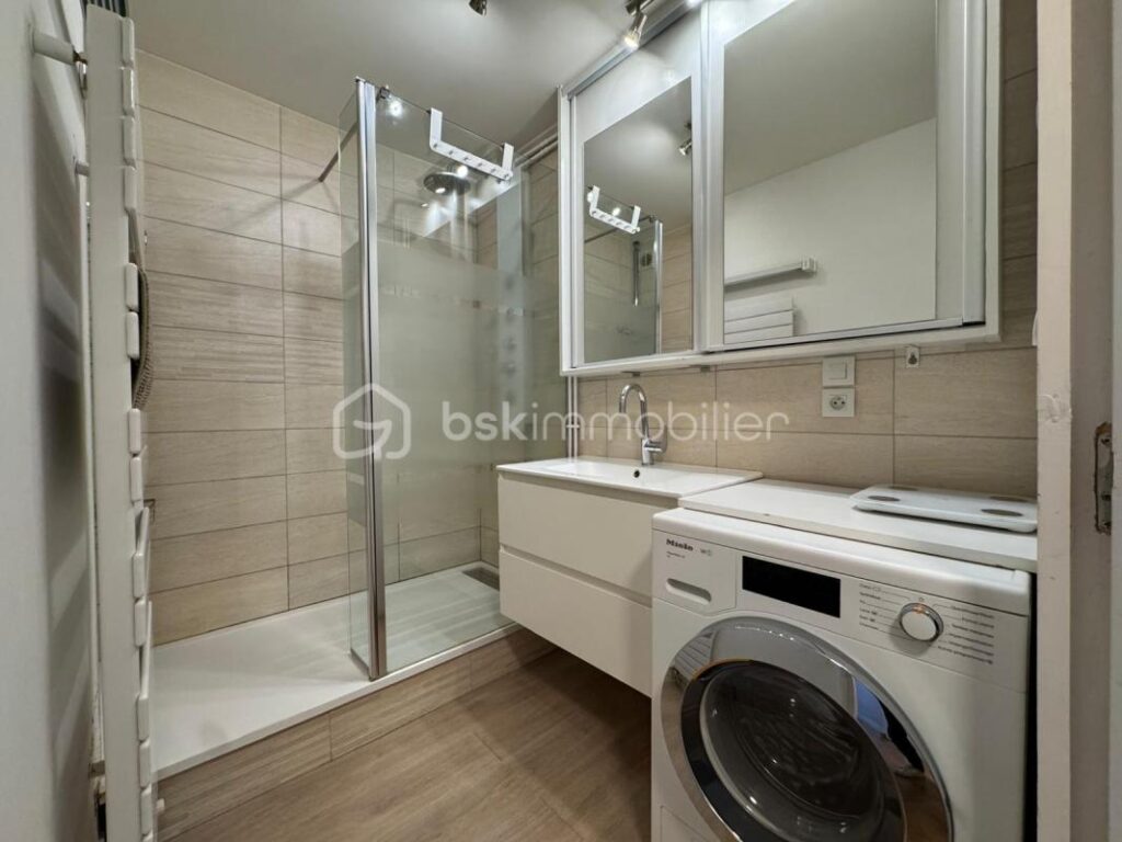 COUP DE CŒUR – 3 PIÈCES AVEC TERRASSE & JARDIN – VUE JURA – 3 pièces – 2 chambres – 72 m²