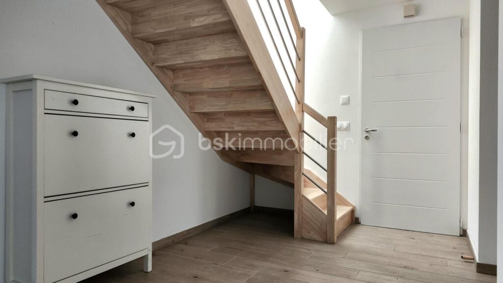 Maison construite en 2020 à haute performance énergétique – 6 pièces – 5 chambres – 170 m²