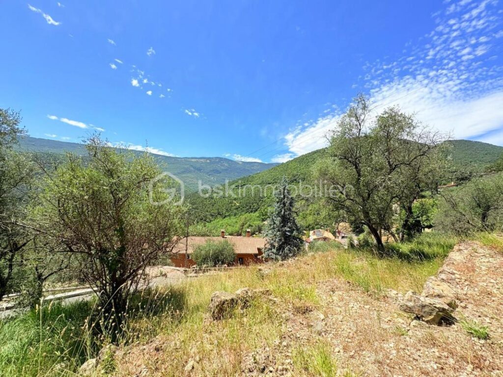 🌿 Terrain constructible – Pierrefeu (06910) 🌿 – NR pièces – NR chambres – 3077 m²