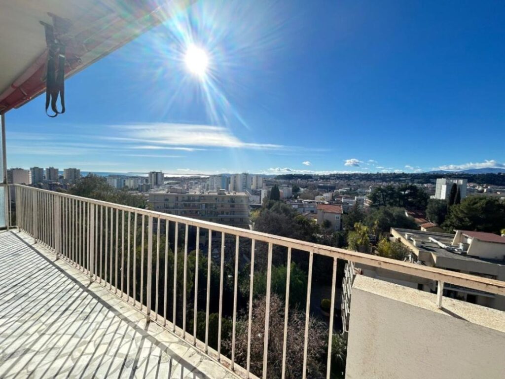 A LOUER NICE OUEST SAINTE MARGUERITE – 4 pièces – 3 chambres – 72 m²