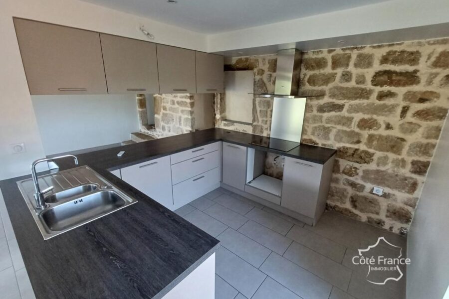 Maison à vendre à Mercuer