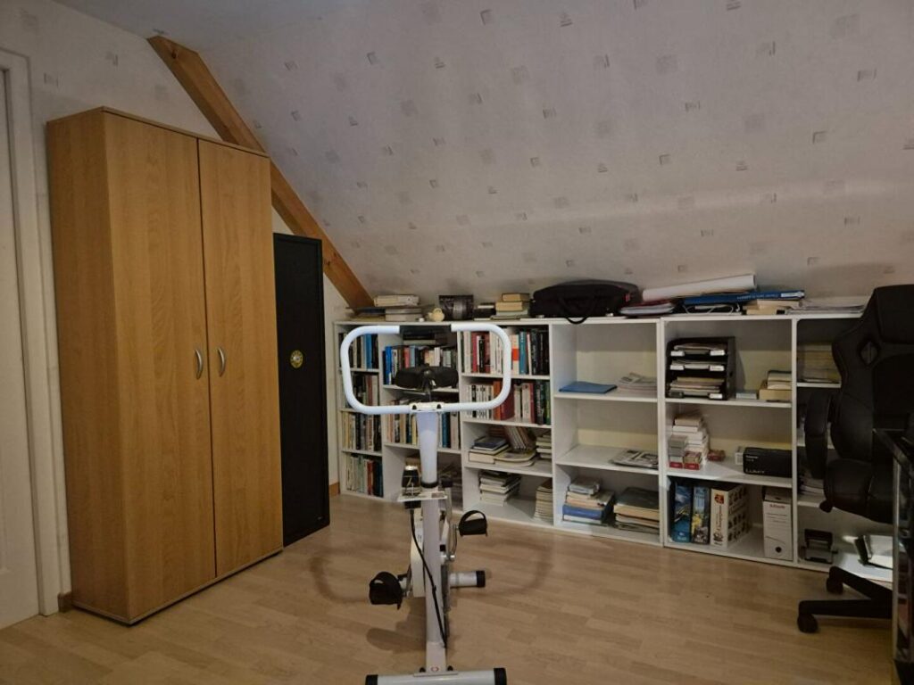 Maison Vauvillers 5 pièce(s) 163 m2 sur 43 ares de terrain – 5 pièces – 4 chambres – 163 m²