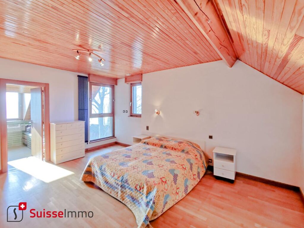 Pavillon d’architecte 261M2 – 11 pièces – 5 chambres – 261 m²