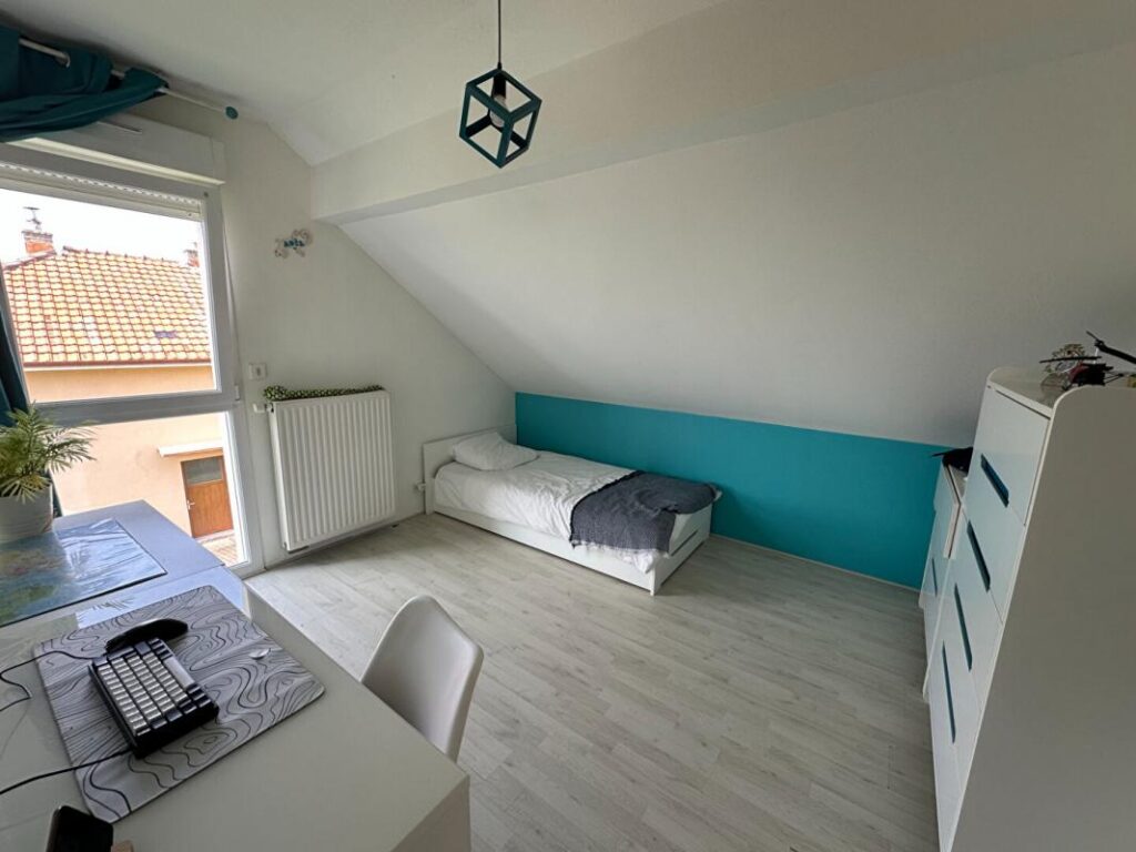 Maison Audincourt 6 pièce(s) 130 m2 – 6 pièces – 4 chambres – 130 m²