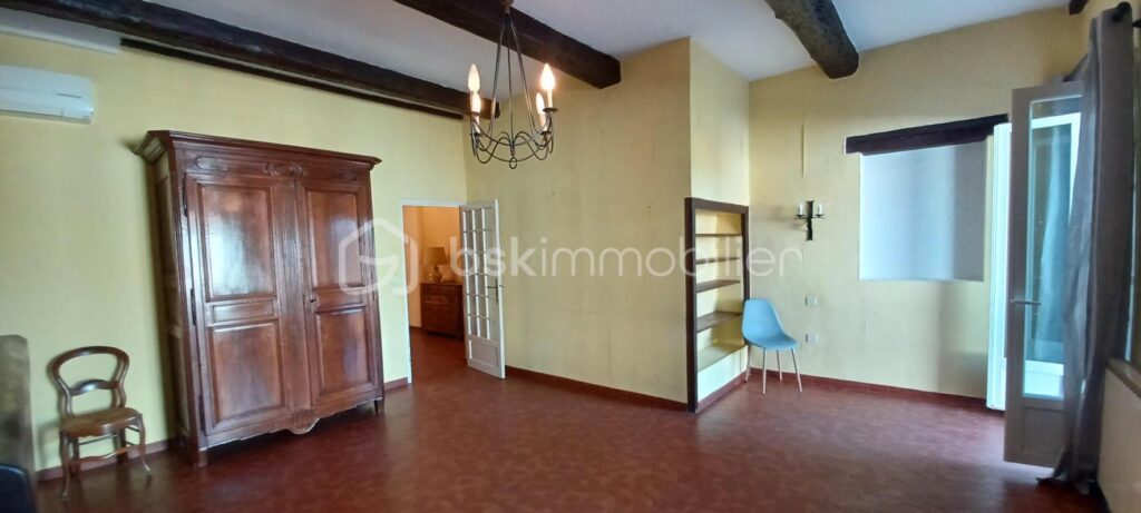 MAISON VIGNERONNE AVEC JARDIN – 5 pièces – 4 chambres – 136 m²