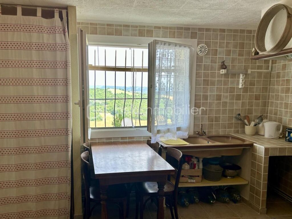 Coup de cœur à PUIMICHEL, 04700, au creux de la Provence de Giono – 7 pièces – 3 chambres – 122 m²