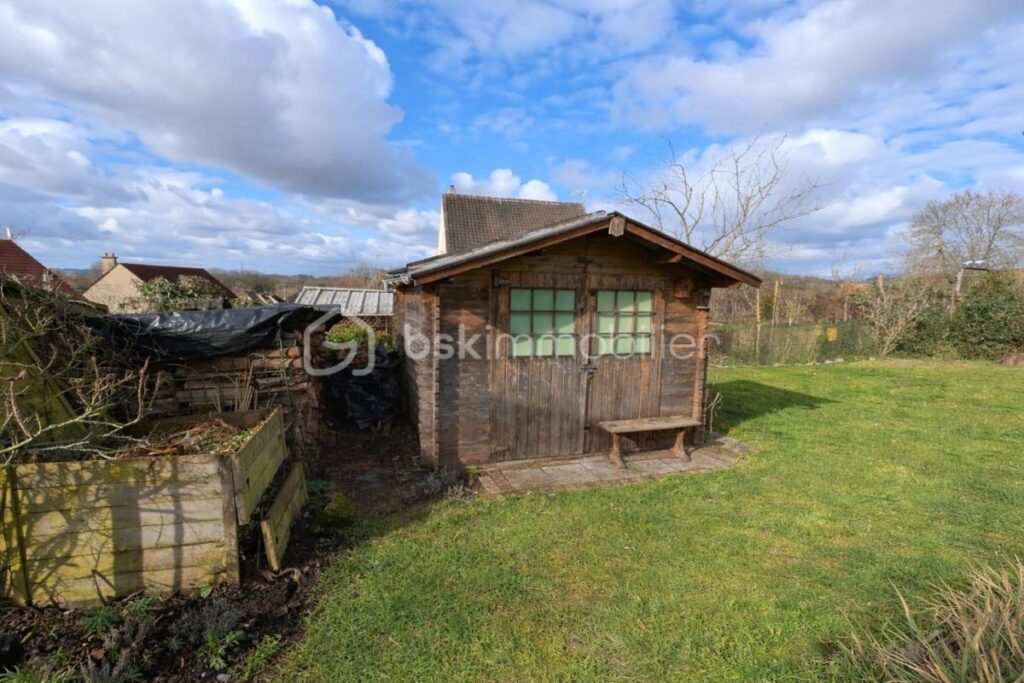 🏡 Soissons – Maison lumineuse 100 m² – 3 chambres (posssibilité d’une 4e) – Jardin – 164 990 € – 5 pièces – 3 chambres – 100 m²