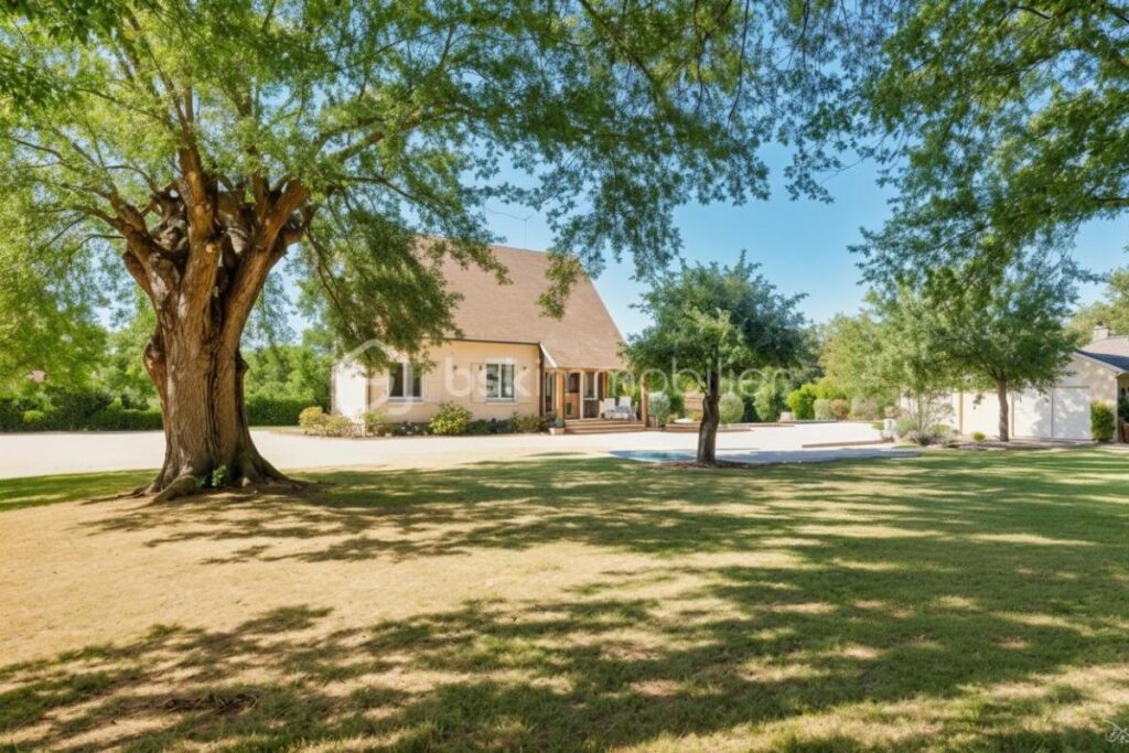 Maison familiale avec parc arboré 3 600 m² – Piscine – Calme absolu à Saint-Seurin-sur-l’Isle – 6 pièces – 4 chambres – 144 m²