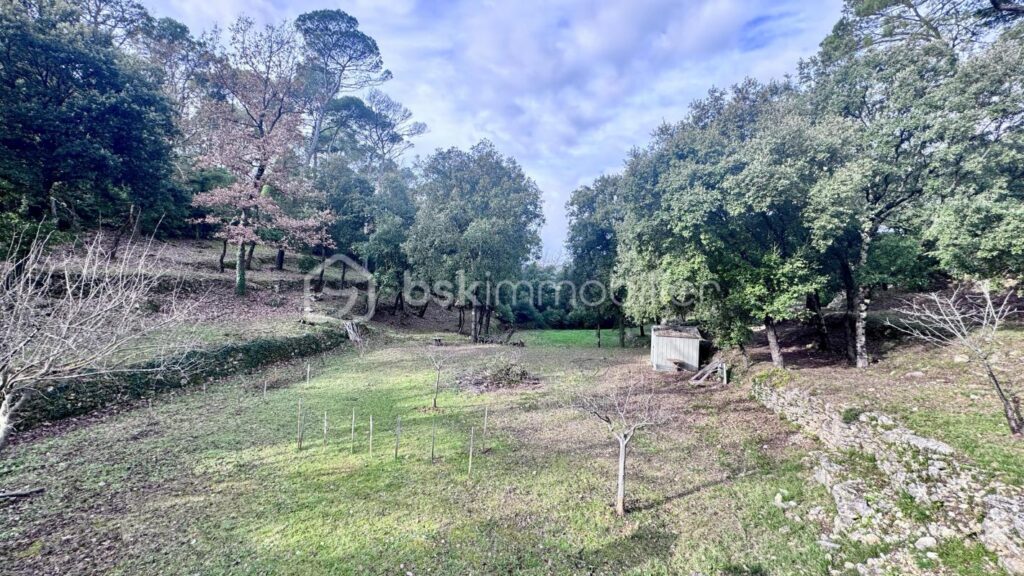 Achat Villa 137m² 5 pièces 4 chambres avec piscine à Brignoles – 5 pièces – 4 chambres – 131 m²