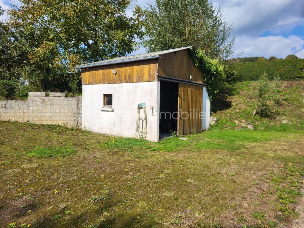 COUP DE CŒUR SUR LA COMMUNE DE SAINT-LAURENT-DE-CUVES – 6 pièces – 4 chambres – 138 m²
