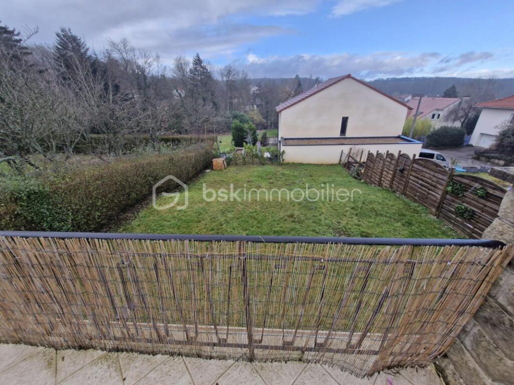 Maison 5 pièces 3 chambres – 5 pièces – 3 chambres – 117 m²