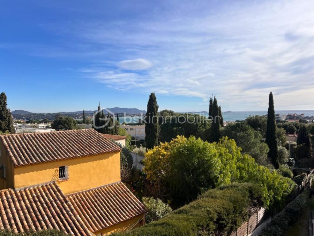 Idéalement situé, très bel appartement T4 vue mer – 4 pièces – 3 chambres – 82 m²