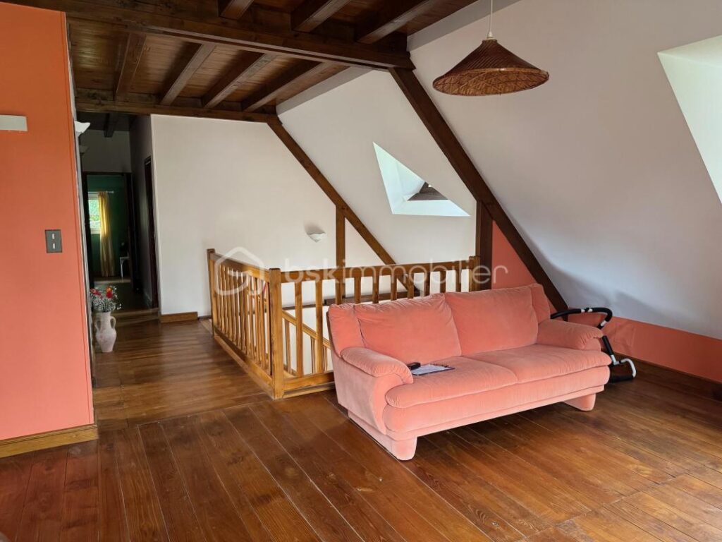 Maison périgourdine – 6 pièces – 4 chambres – 159 m²