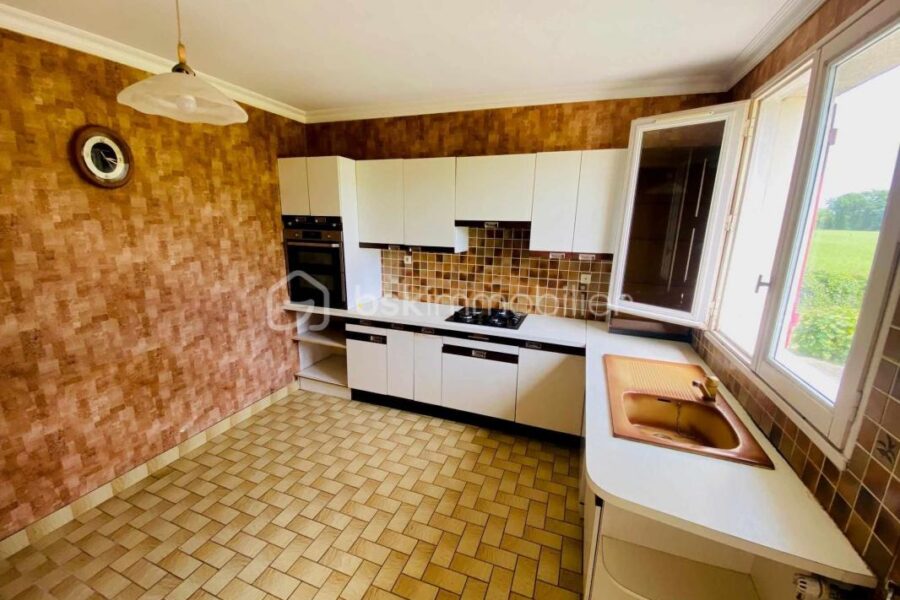 Maison à vendre à Mohon