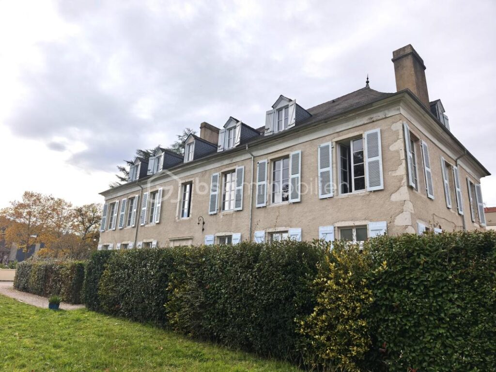 LOFT spacieux et lumineux – 4 pièces – 3 chambres – 95 m²