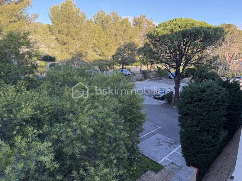 Studio Climatisé et Rénové 100 m des Plages – Cavalaire sur Mer 83240 – 1 pièce – NR chambres – 17 m²