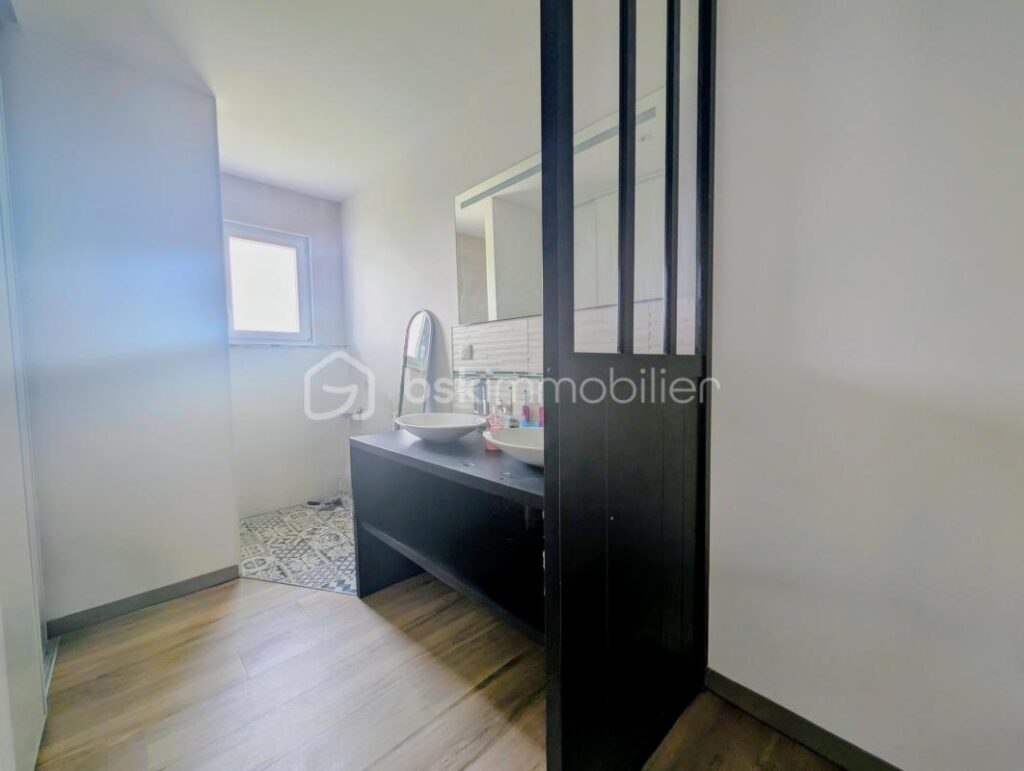 Maison récente 2017 – DPE A/A – Jardin – Piscine – Quartier calme – Pont-l’Abbé-d’Arnoult (17) – 5 pièces – 4 chambres – 115 m²