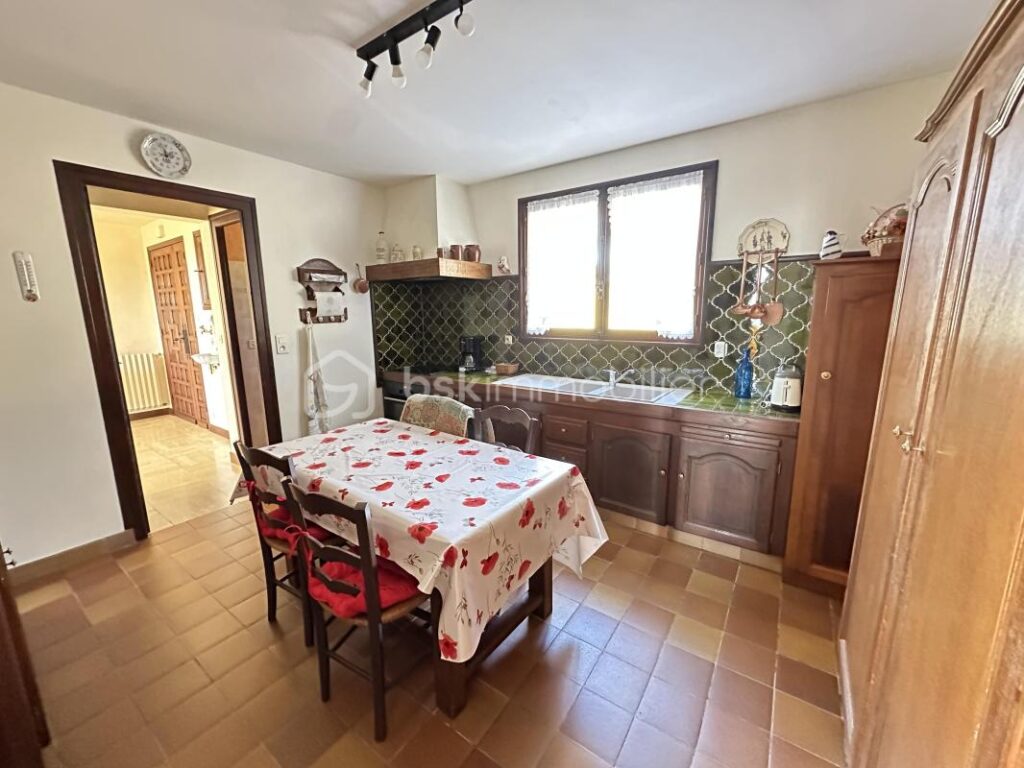 EXCLUSIVITE A SAISIR – 4 pièces – 2 chambres – 118 m²