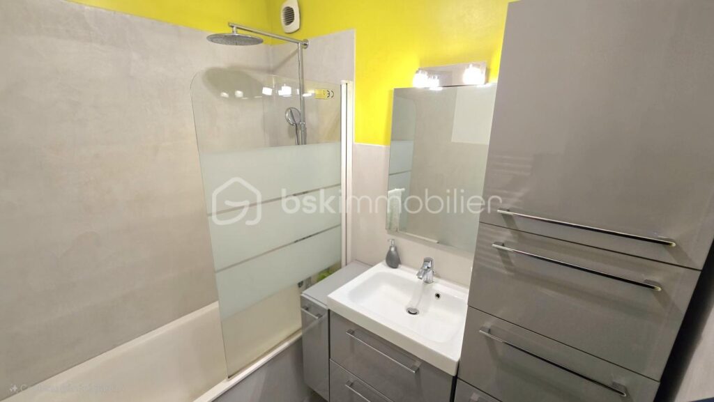 T5/7 lumineux (SO) avec vue mer – Balcon – résidence sécurisée – 5 pièces – 4 chambres – 113 m²