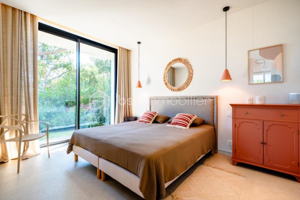 Villa d’exception – Double vue mer dans Golfe de Saint Tropez – 10 pièces – 5 chambres – 370 m²