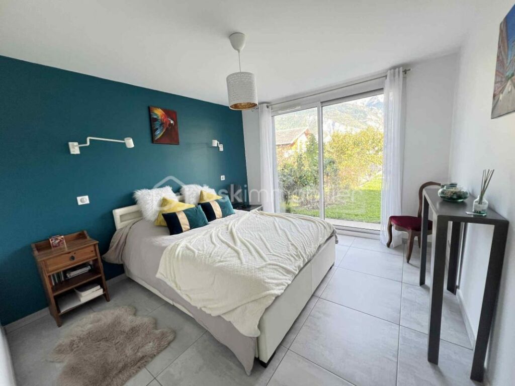 RARE SUR LE MARCHÉ-MAISON CONTEMPORAINE DE 133 M² – 5 pièces – 4 chambres – 133 m²